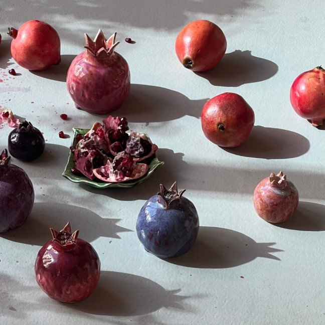 Ceramic Purple 
Pomegranate